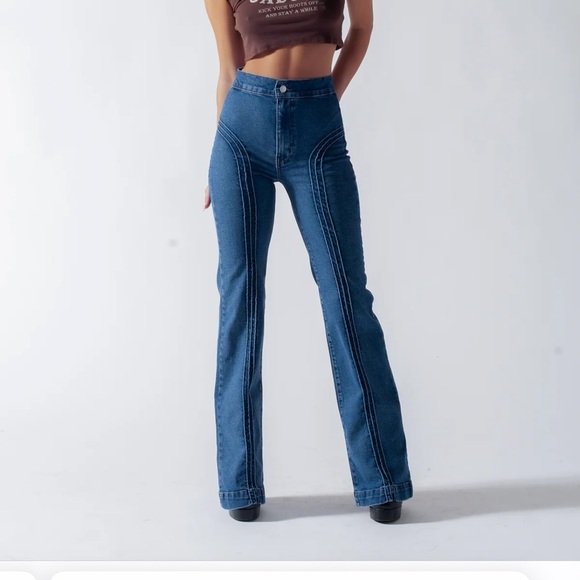 BRAND NEW revive denim roller girl flares size 25 - Picture 7 of 9